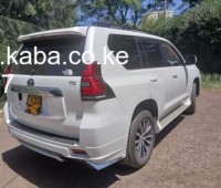 2019-toyota-prado-tx-small-2