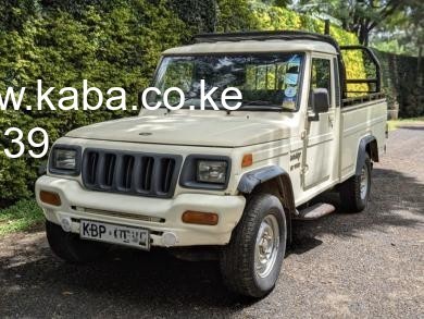 2010-mahindra-bolero-pickup-local-model-big-0