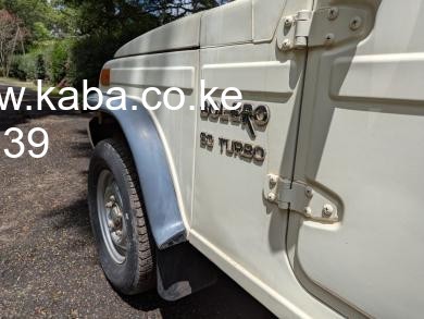2010-mahindra-bolero-pickup-local-model-big-1