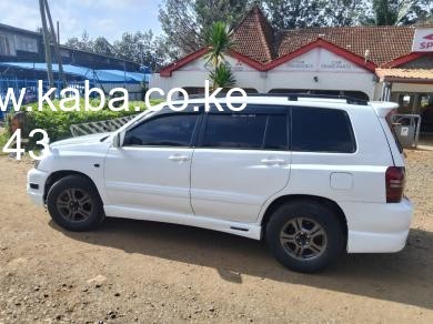 2003-toyota-kluger-big-5