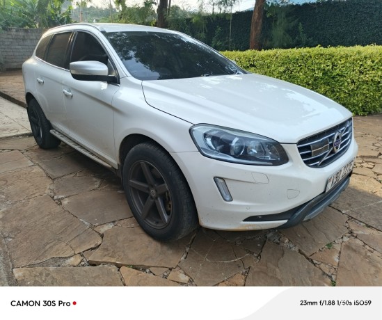 volvo-xc60-2014-big-0