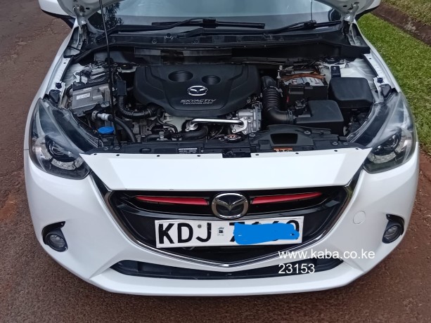 2015-mazda-demio-for-sale-big-5
