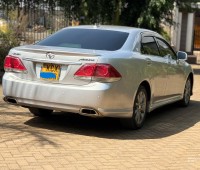 2012-toyota-crown-athlete-for-sale-small-4
