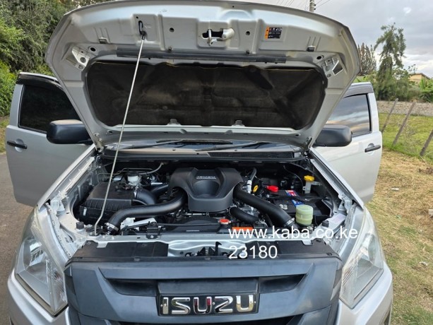 isuzu-dmax-dcab-big-5