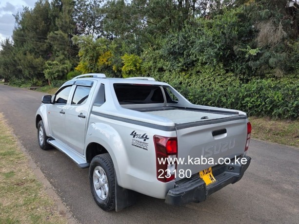 isuzu-dmax-dcab-big-8