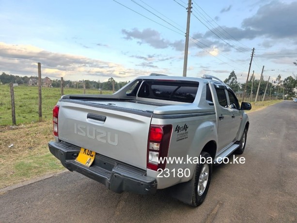 isuzu-dmax-dcab-big-6