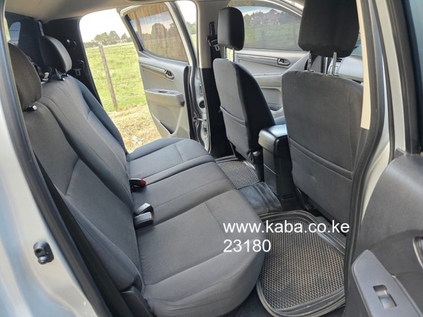 isuzu-dmax-dcab-big-4