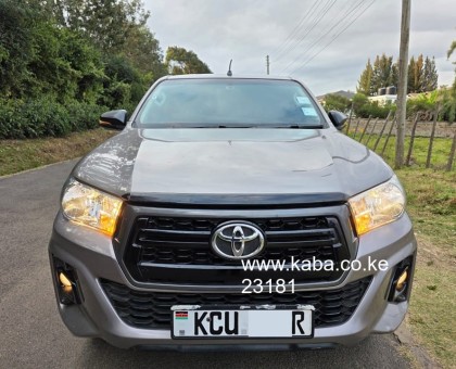 TOYOTA HILUX DCAB AUTOMATIC