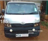 toyota-hiace-small-0