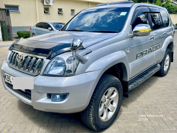prado-landcruiser-j120-7-seater-leather-fully-loaded-big-10