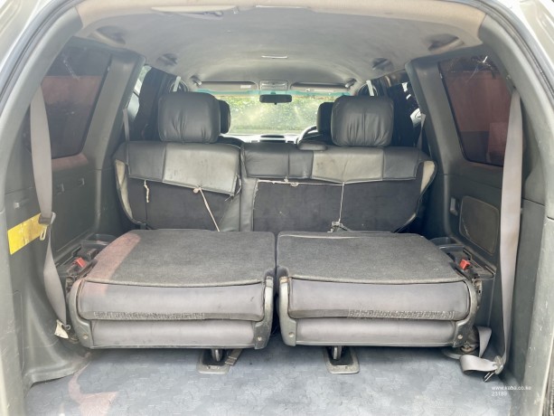 prado-landcruiser-j120-7-seater-leather-fully-loaded-big-6