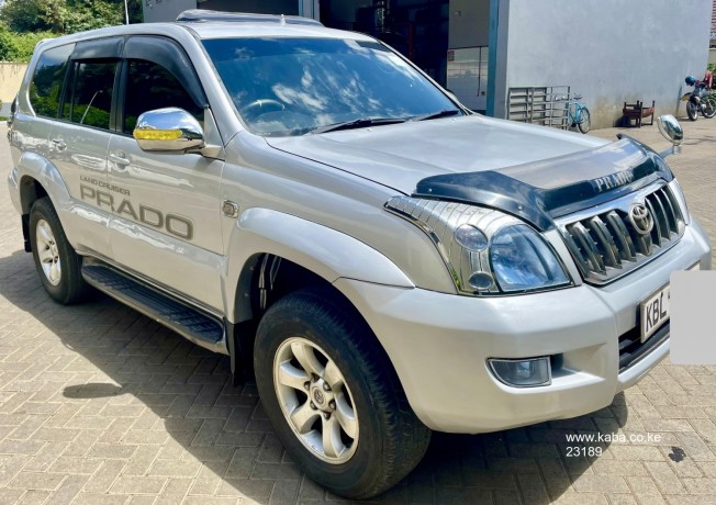 prado-landcruiser-j120-7-seater-leather-fully-loaded-big-8