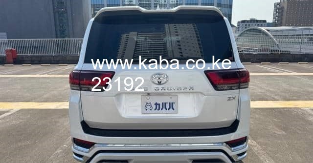 2024-toyota-land-cruiser-zx-big-3