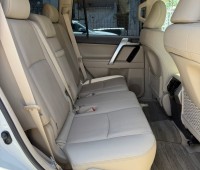 toyota-prado-small-3