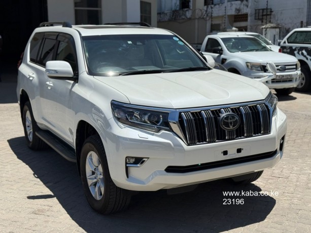 toyota-prado-big-0