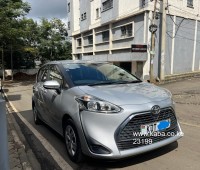 2018-toyota-sienta-for-sale-small-1