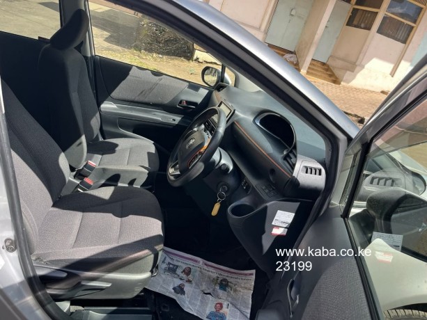 2018-toyota-sienta-for-sale-big-5
