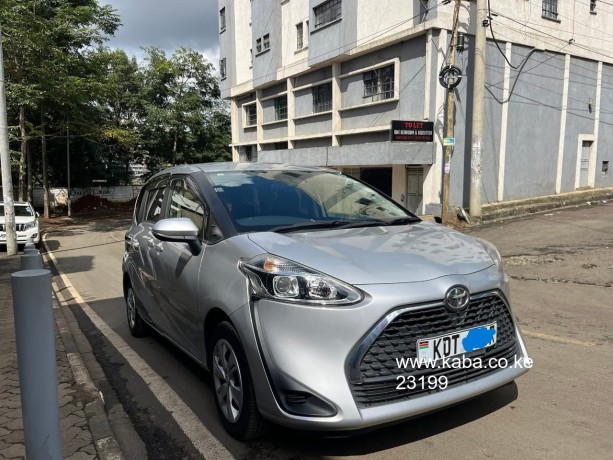 2018-toyota-sienta-for-sale-big-1