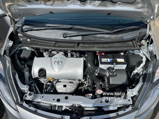 2018-toyota-sienta-for-sale-big-2