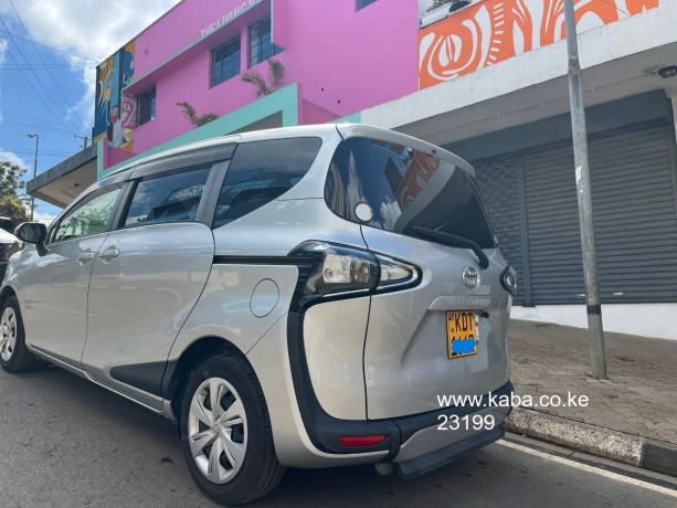2018-toyota-sienta-for-sale-big-7