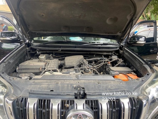 2015-toyota-landcruiser-prado-for-sale-big-4