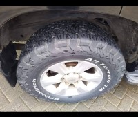 clean-buy-and-drive-toyota-prado-small-8
