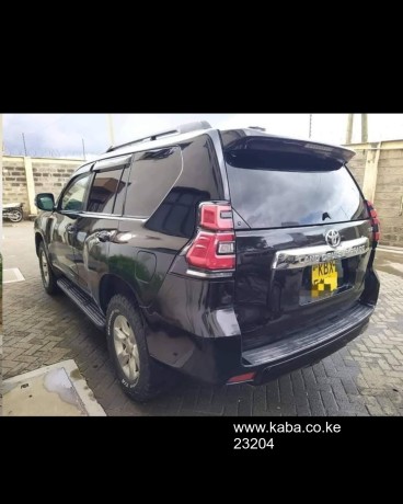 clean-buy-and-drive-toyota-prado-big-2