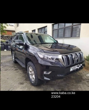 clean-buy-and-drive-toyota-prado-big-1