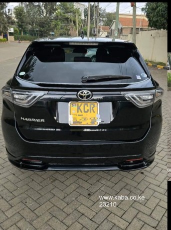 clean-toyota-harrierbuy-and-drive-big-1