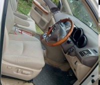 clean-buy-and-drive-toyota-harrier-small-8