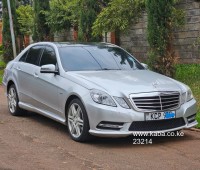 2010-mercedes-benz-e250-series-small-3