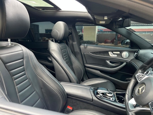 2017-mercedes-e200-amg-sunroof-big-1