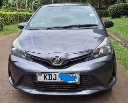 2015 TOYOTA VITZ FOR SALE