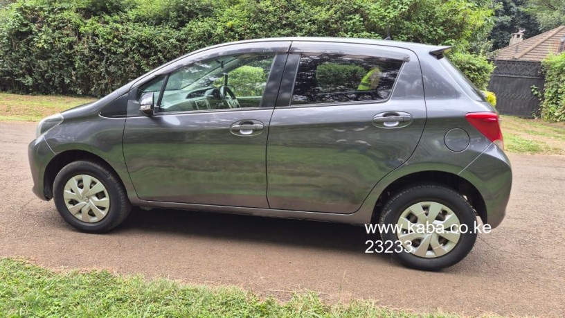 2015-toyota-vitz-for-sale-big-7