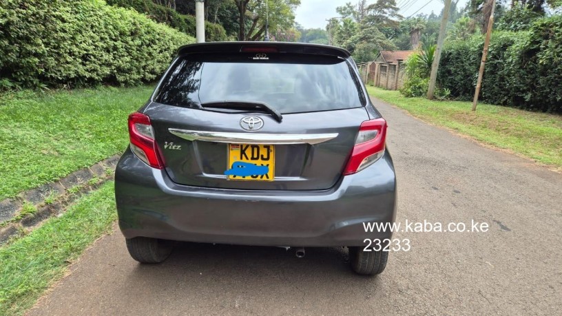 2015-toyota-vitz-for-sale-big-1