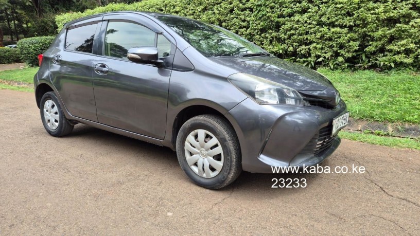 2015-toyota-vitz-for-sale-big-2