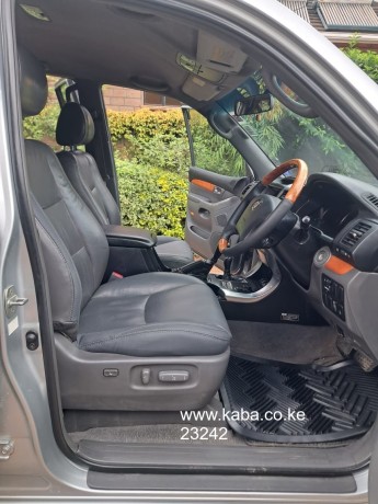 2002-toyota-landcruiser-prado-j120-for-sale-big-7