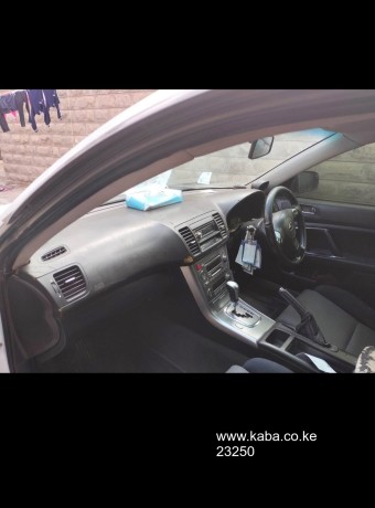 clean-subaru-legacy-up-for-sale-big-6