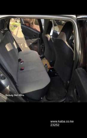 clean-toyota-vitz-big-1