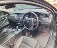bmw-520i-small-14
