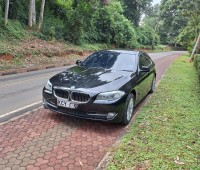 bmw-520i-small-12