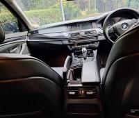 bmw-520i-small-15