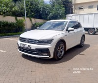 2017-vw-tiguan-small-7