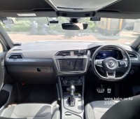 2017-vw-tiguan-small-5