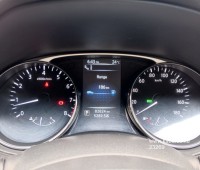 2015-nissan-x-trail-small-6