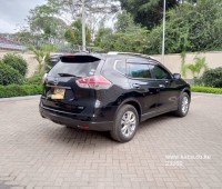 2015-nissan-x-trail-small-3