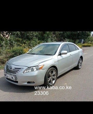 clean-toyota-camry-big-2