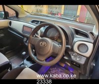 toyota-vitz-small-5