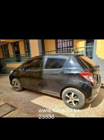 toyota-vitz-big-3