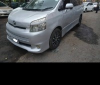 clean-toyota-voxy-up-for-sale-small-2